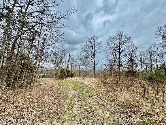 3rd image of 482 Gordon Ford Rd W