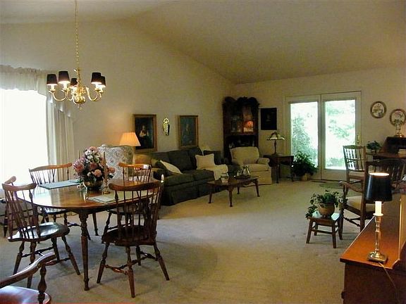 2nd image of 8507 Timber Park Dr