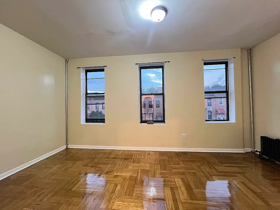 2814 Avenue D #2