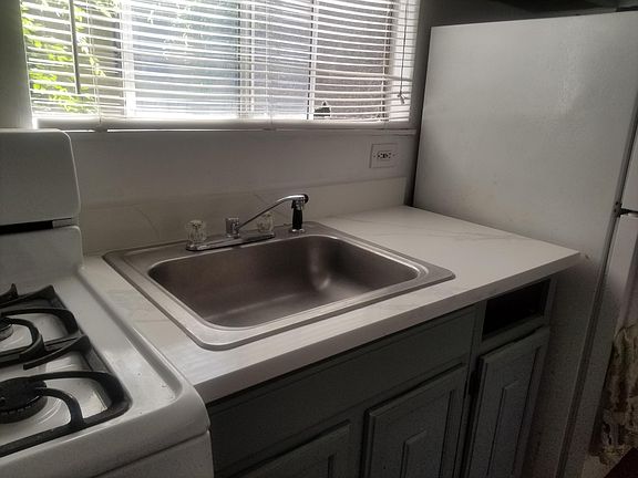 5th image of 3400 Wilson Ave