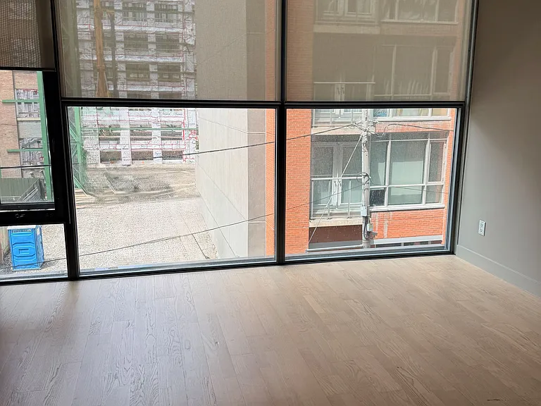 25 Oxley St #304 — Photo 6