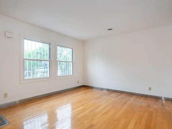 553 Ocean Avenue image 11 of 27