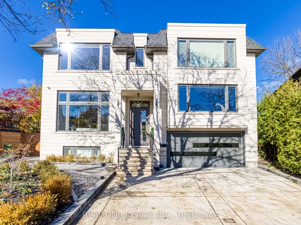 18 Aneta Cir, Toronto, ON M2M 3J2