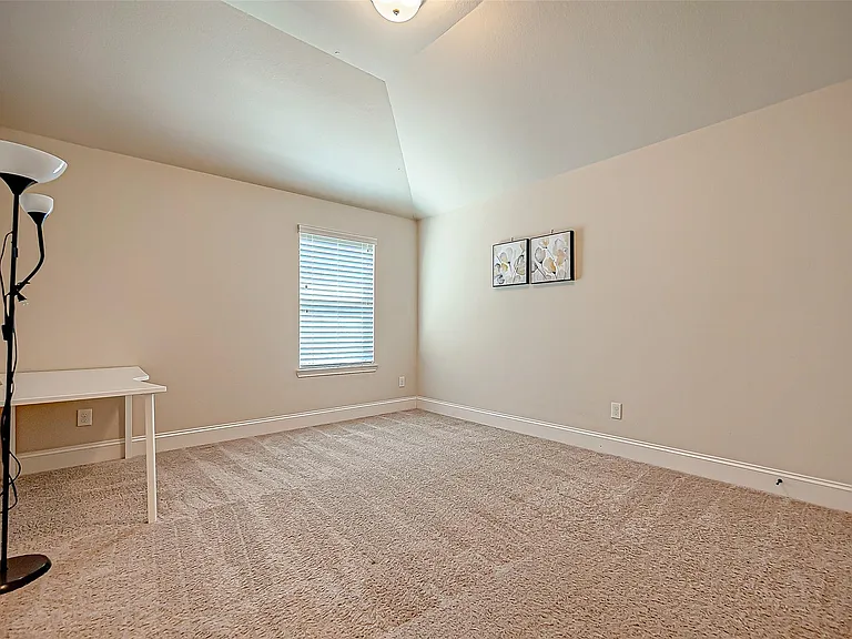 12604 Floral Park Ln — Photo 25