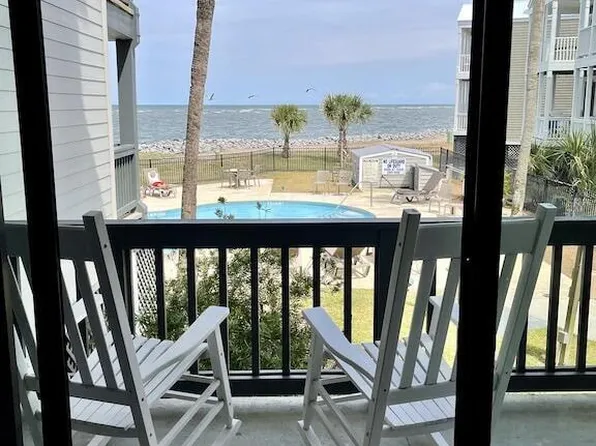 719 N Hampton Ct, Saint Helena Island, SC 29920