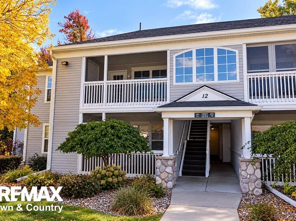 12292 Saint Andrews Way, Fenton, MI 48430