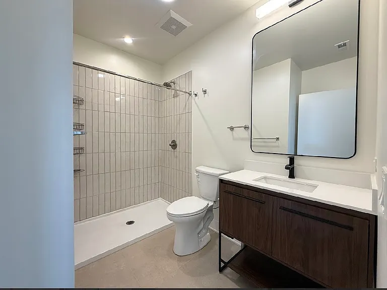 3801 W 26th St #304 — Photo 5