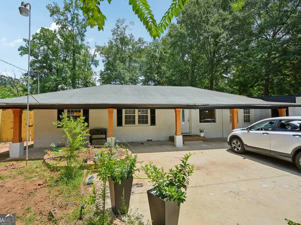 5950 Springview Dr, Forest Park, GA 30297