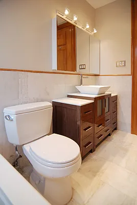 Rented by WAM Partners - William Moses Co. | media 104