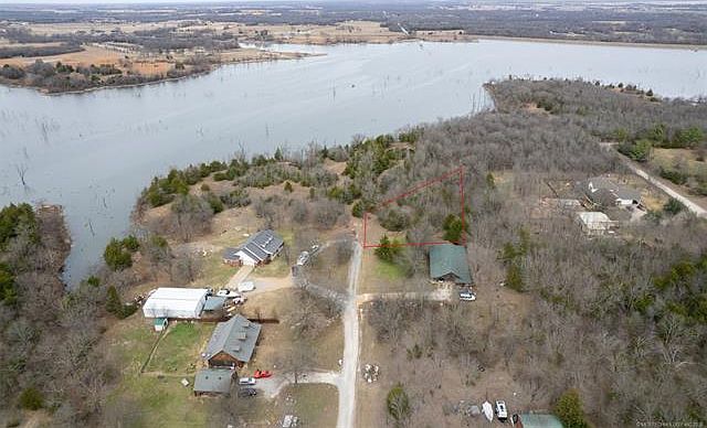 2nd image of Swan Ln