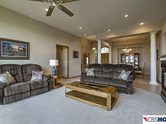 4th image of 17803 Camelback Ave