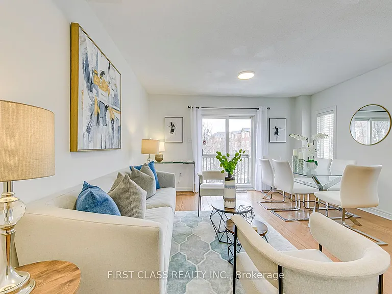 1128 Dundas St W #25 — Photo 14