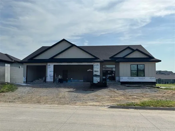 652 Rock Ridge Rd, Tiffin, IA 52340
