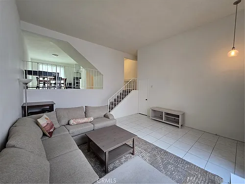 1528 Berkeley St Photo 1
