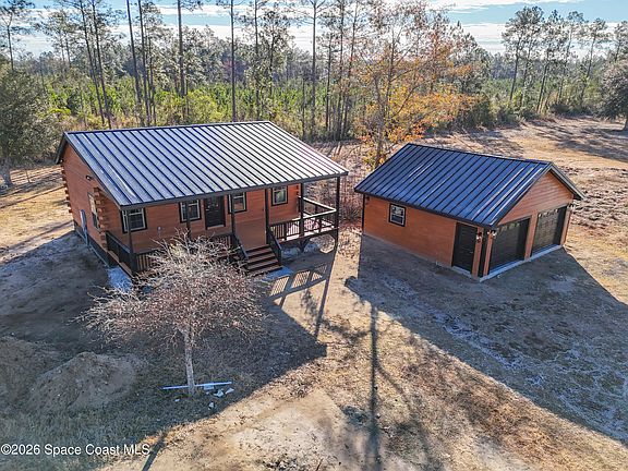 3rd image of 46700 Middle Rd