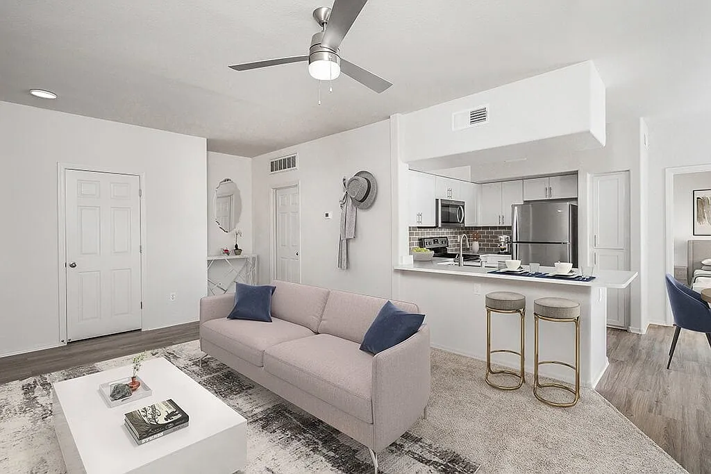 Vintara Apartments — Photo 2