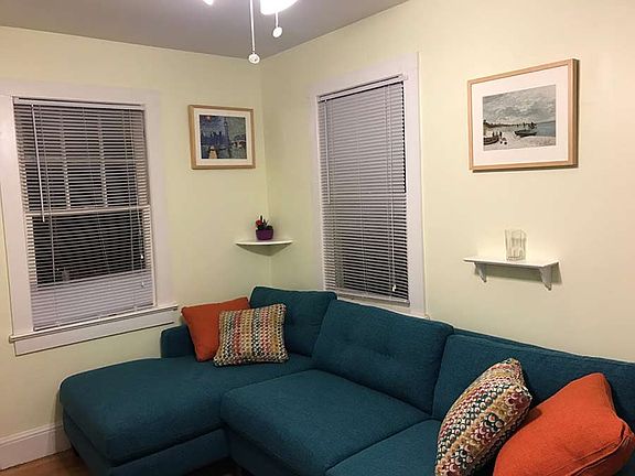 2nd image of 268 Lake Shore Dr