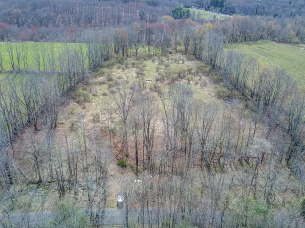 48 Altemier Rd, Lake Ariel, PA 18436