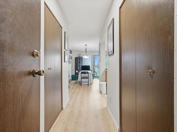 5th image of 11900 228th St #24