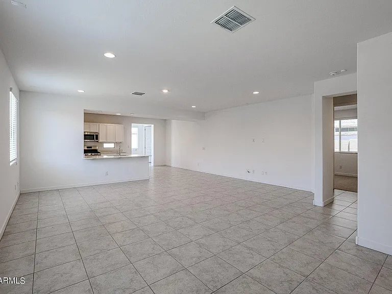16554 W Questa Dr — Photo 4