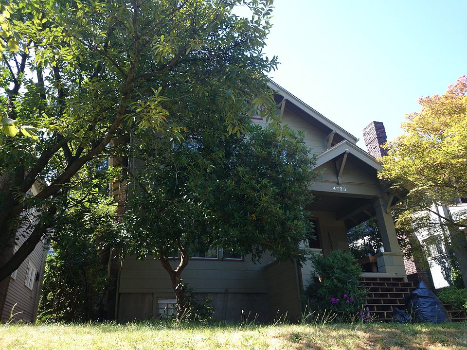 2nd image of 4723 18th Ave NE