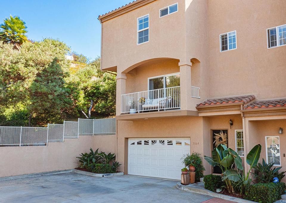 1st image of 7564 Romeria St