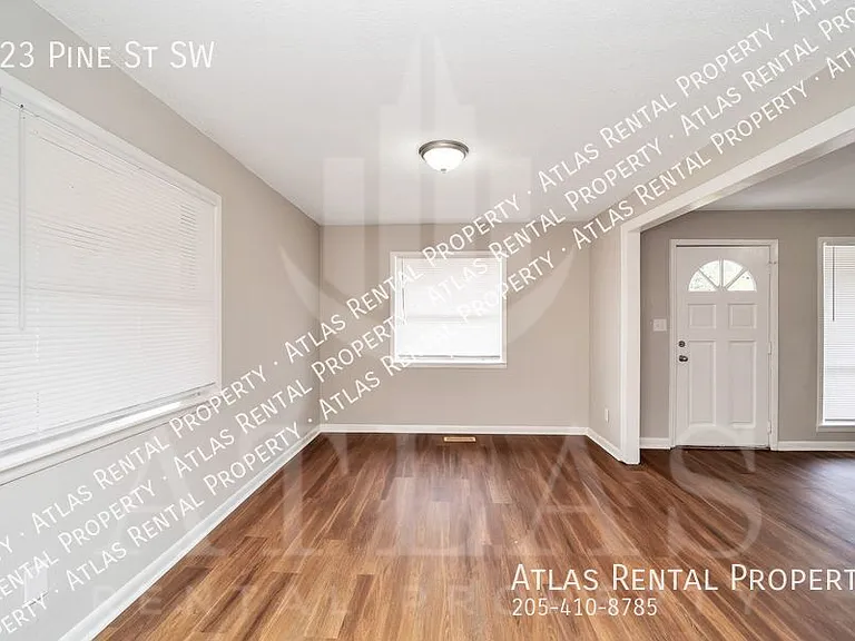 223 Pine St SW — Photo 7
