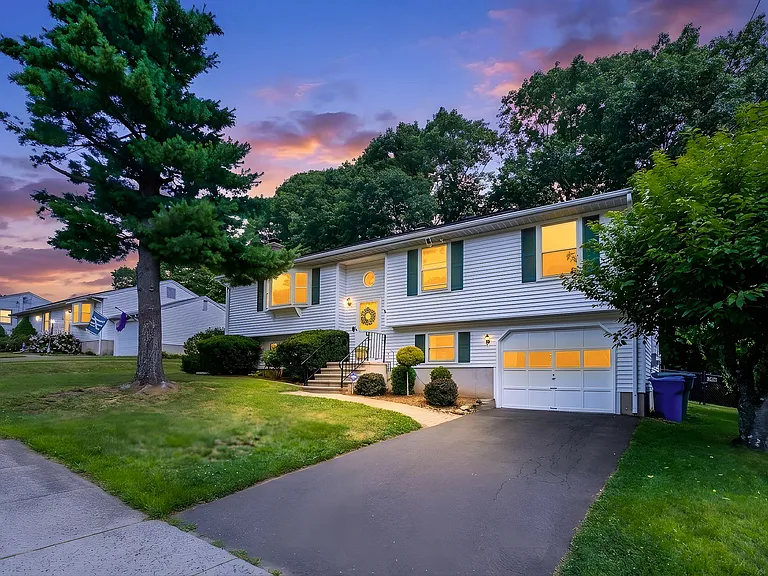 164 Tanglewood Dr — Photo 35