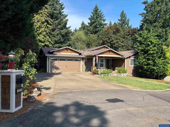 177 Belle Ct, Oregon City, OR 97045