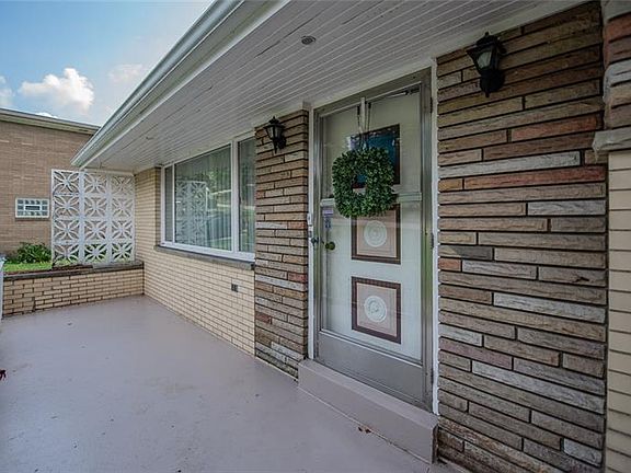 3rd image of 3081 Coulterville Rd