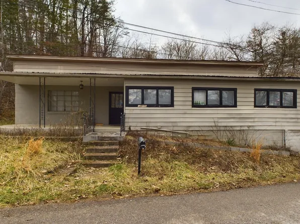 388 E Center St, Beattyville, KY 41311