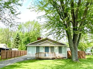 5536 Paw Paw Lake Rd, Coloma, MI 49038