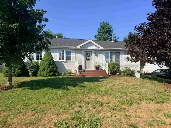 49 Townsend St, Antigonish, NS B2G 2Y3