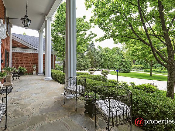 Pillared Front Patio