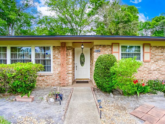 2nd image of 8557 VERMANTH Road