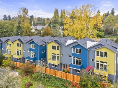 19850 25th Ave NE, Shoreline, WA, 98155