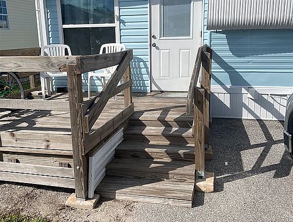 Front porch and entrance