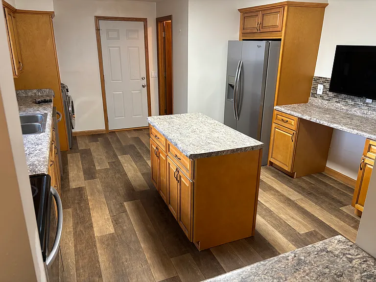 115 E Pine Ave — Photo 15