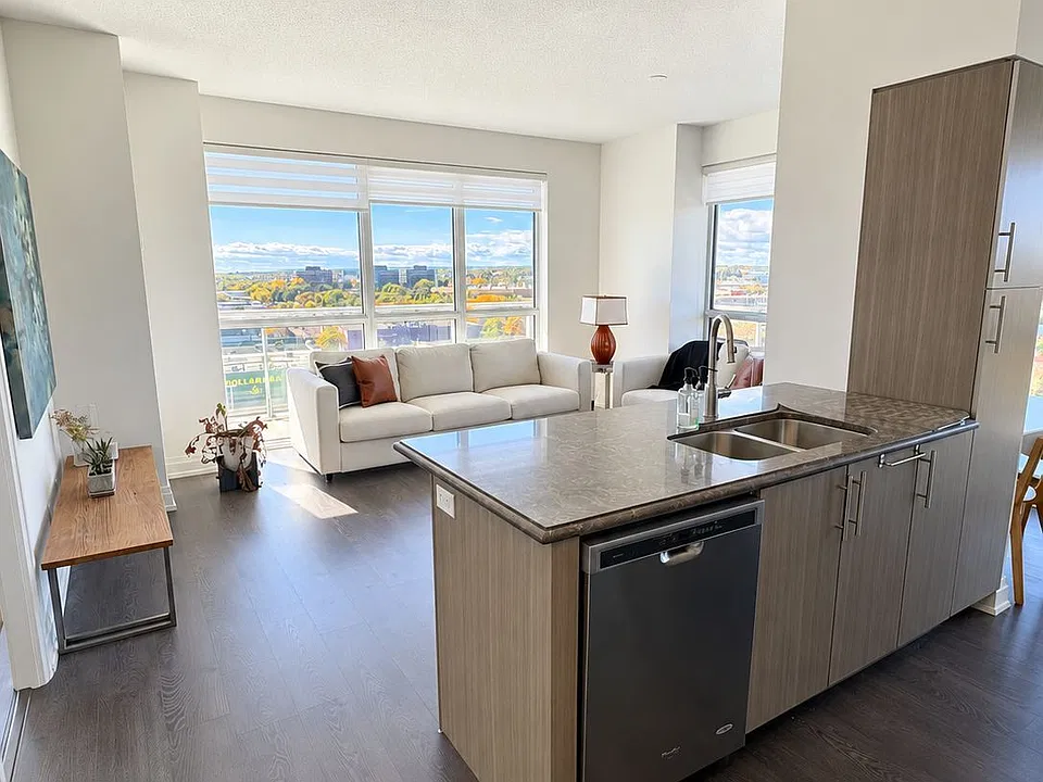 65 Speers Rd #911