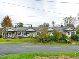 196 Commodore Dr #B, Perryopolis, PA 15473