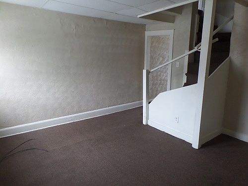 2nd image of 487 23rd St