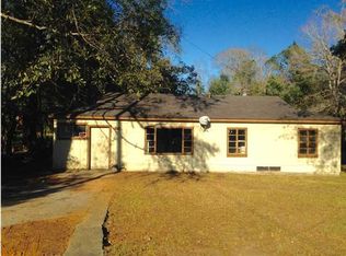 406 Sutherland Dr, Chickasaw, AL 36611