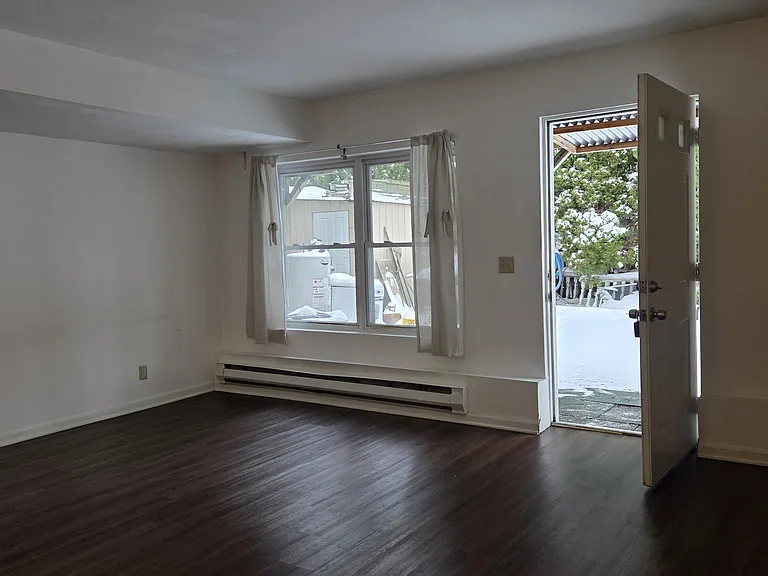 83 West Ave — Photo 5