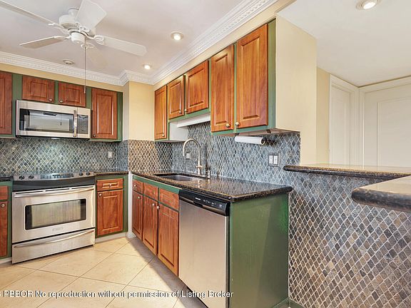 2nd image of 5200 N Flagler Dr APT 404