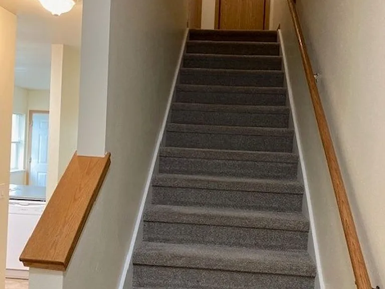 Oak Street Town Homes — Photo 18