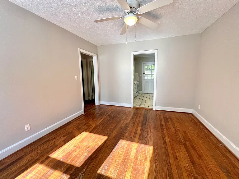 1308 Whilden Pl #B — Photo 5