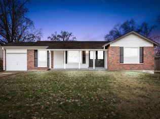 2150 Wedgwood Dr W, Florissant, MO