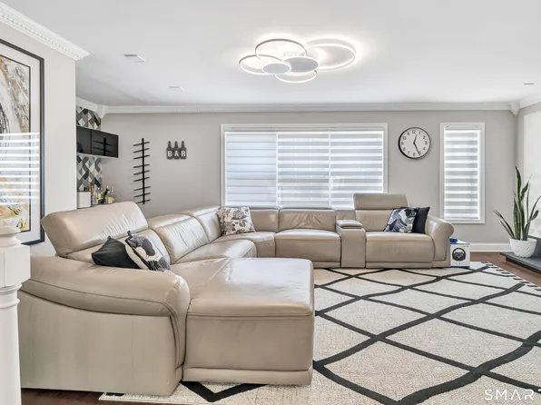 22 Second Avenue #3, Danbury, CT 06810