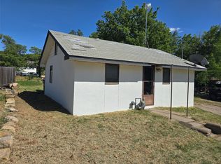 617 8th Ave, Dodge City, KS 67801