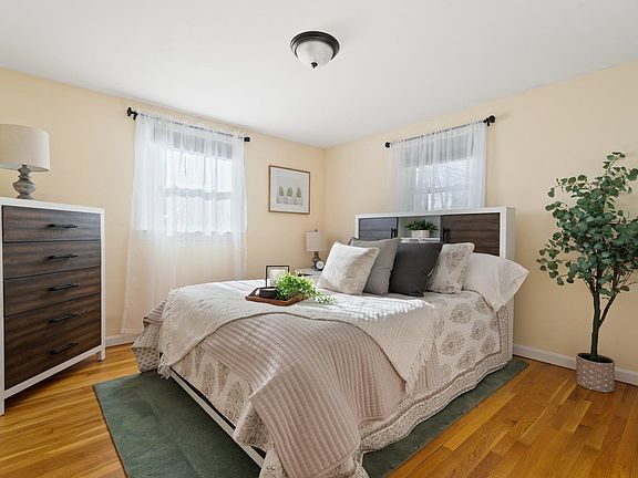 3rd image of 145 Westwood Drive